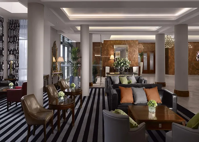 Salthill Szálloda 4*