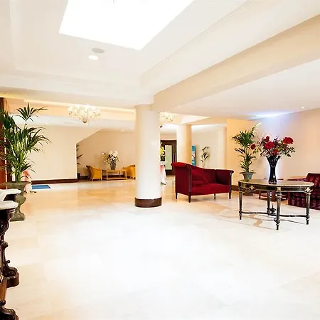Salthill Отель 4*